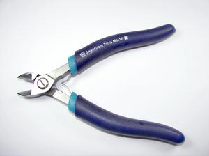 Swanstrom M611E Diagonal Cutter, Oval, Medical, Full Flush. Medical Grade